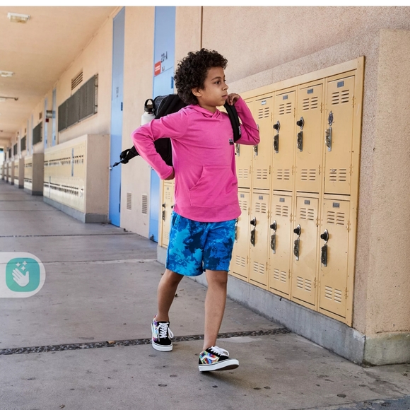 Pink long sleeve hooded shirt - Picture 3 of 3